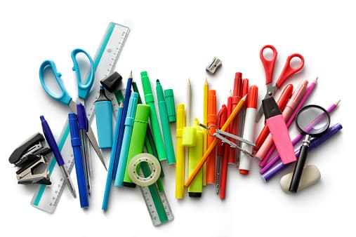 <b>Actividad: </b>Back To School Tailgate Party- SCHOOL SUPPLIES GIVEAWAY 
<br>
<b>Fecha: </b>10 de agosto de 2019 
<br>
<b>Horario:</b> 11:00 a.m a 2:00 p.m. 
<br>
<b>Lugar: </b>Door Christian Fellowship 
<br>Habrá comida gratis y música en vivo. Se estará rifando mochilas y útiles escolares a la 1:30 p.m.