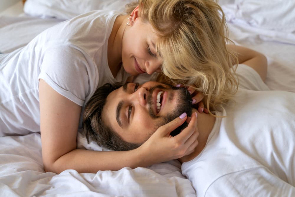 No se dejan influenciar demasiado por las señales que les manda su corazón, lo cual no significa que sean personas insensibles. Solamente que por encima del corazón se encuentra su cabeza a la hora de tomar decisiones.