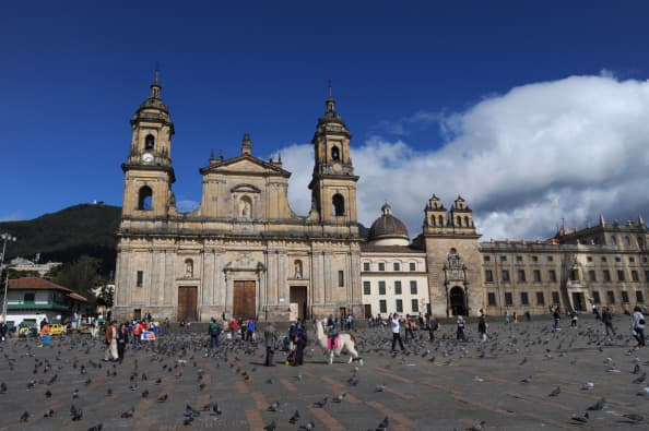 Asimismo, la ONU enfatizó en la necesidad de no dar la espalda a comunidades como la de los hombres homosexuales o la de las mujeres transexuales, por su vulnerabilidad a la propagación del VIH en la región latinoamericana. 
<b>En Colombia los resultados han sido positivos ya que han mostrado una reducción de 22% </b>en la tasa de contagios.
