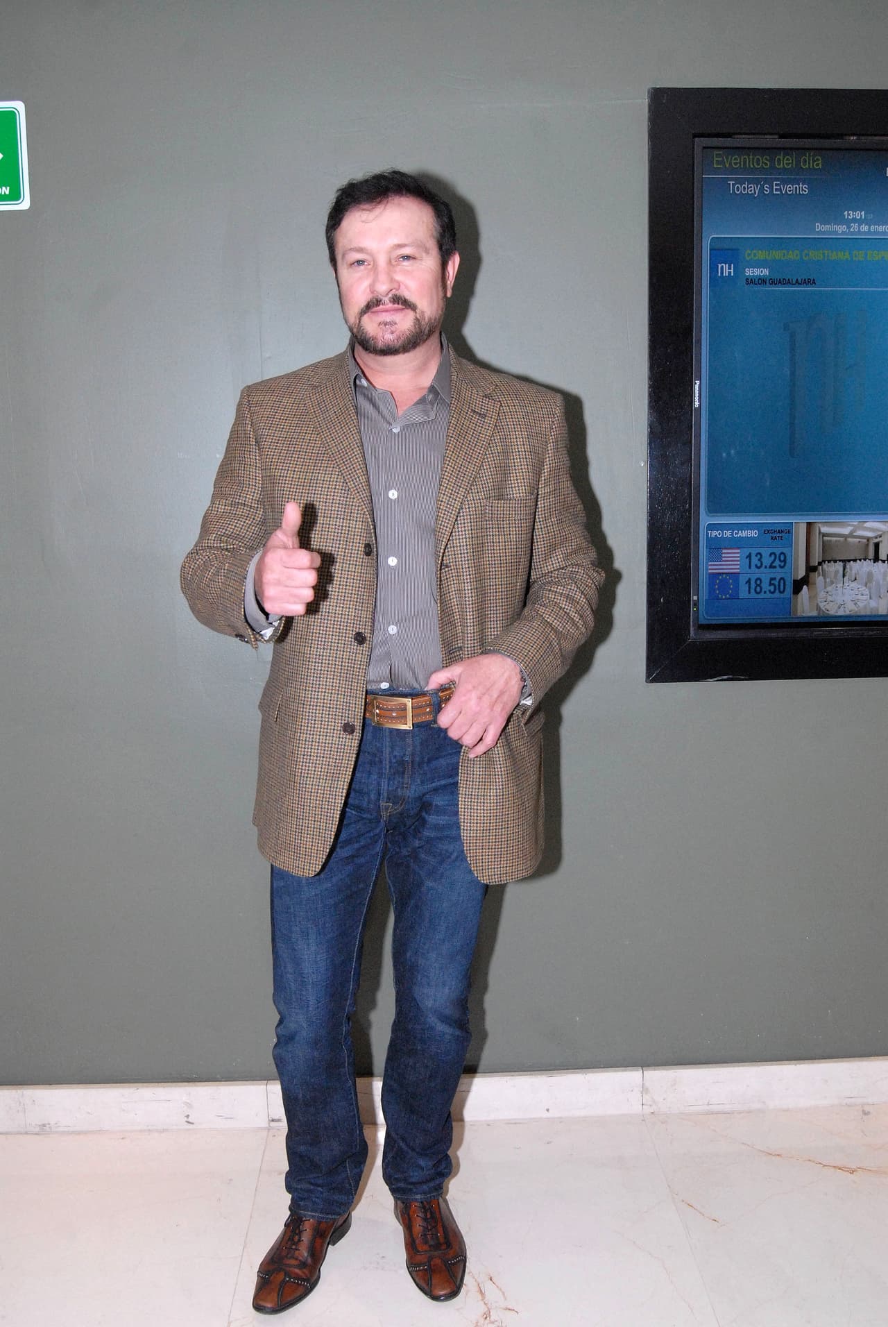 El miércoles 5 de abril del 2017 tres hombres armados ingresaron al docmicilio del actor 
<b><a href="http://www.univision.com/temas/arturo-peniche">Arturo Peniche</a></b> para despojarlo de sus pertenencias.