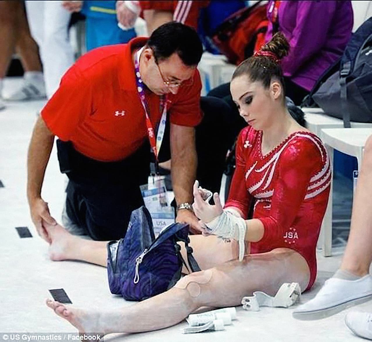 Tras denunciar ante las directivas del equipo olímpico que había sido abusada por el médico, la famosa gimnasta Mckayla Maroney 
<b>llegó a un pacto en 2016 que incluía un acuerdo de confidencialidad y que de no cumplirse la multaría con una suma de 100,000 dólares</b>.