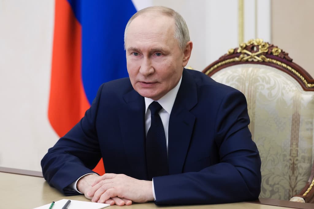 Putin está de acuerdo "en principio" con el alto el fuego de 30 días en Ucrania que propone EEUU