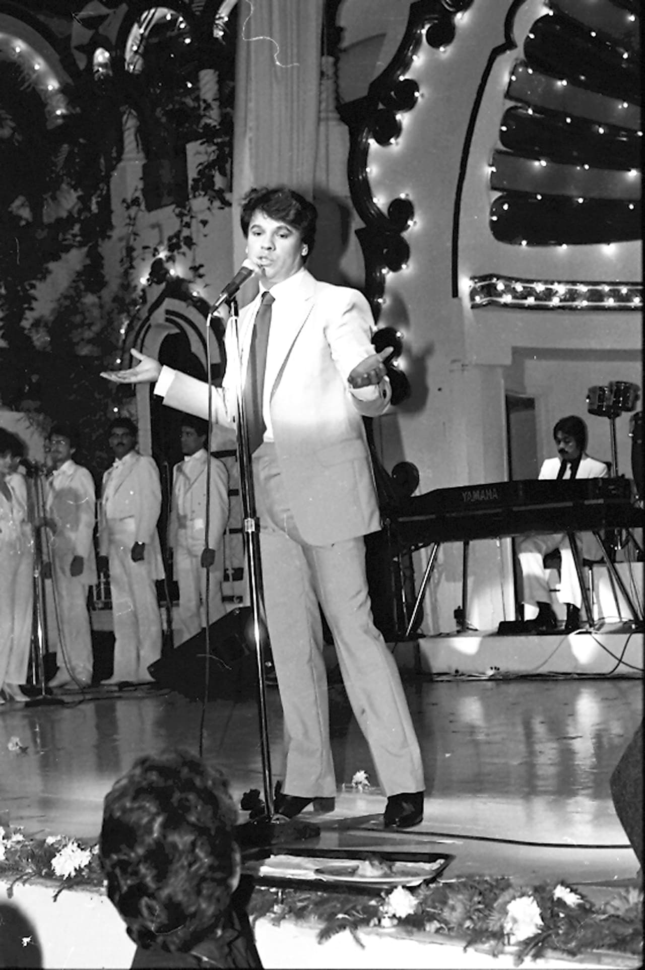Aquí se presentó en 1979 en el centro de espectáculos 'El Patio'.