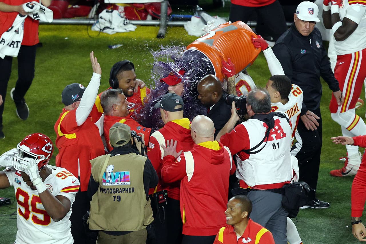 Los Kansas City Chiefs logran el triunfo en el Super Bowl 2023 ante los Philadelphia Eagles