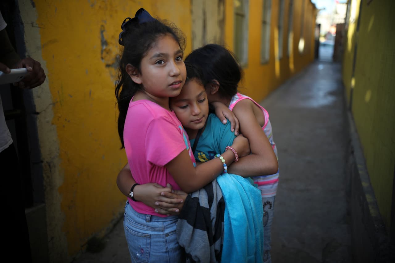 Demandan al gobierno para que entregue registros sobre cuestionado programa de asilo en la frontera