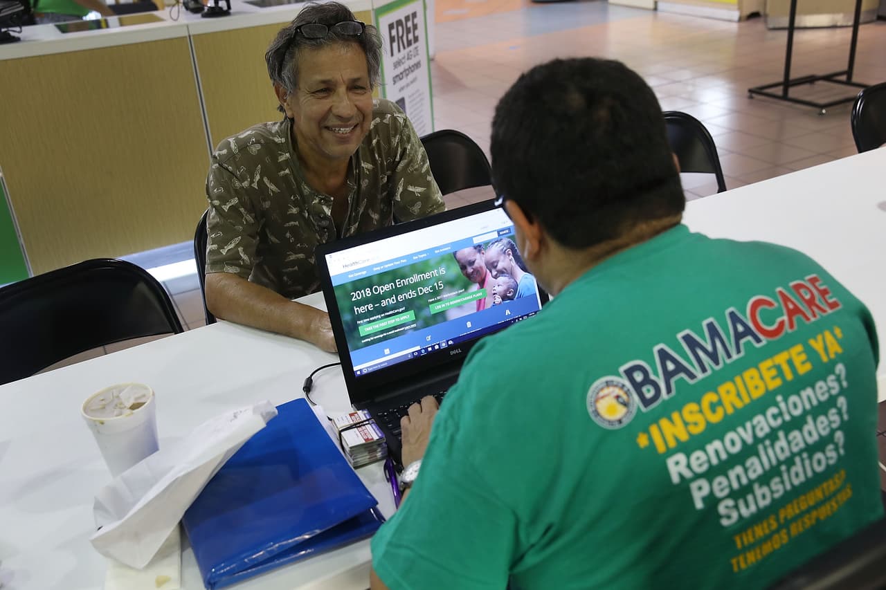 Más opciones y primas menos costosas: lo que debes saber sobre el período de inscripción de Obamacare