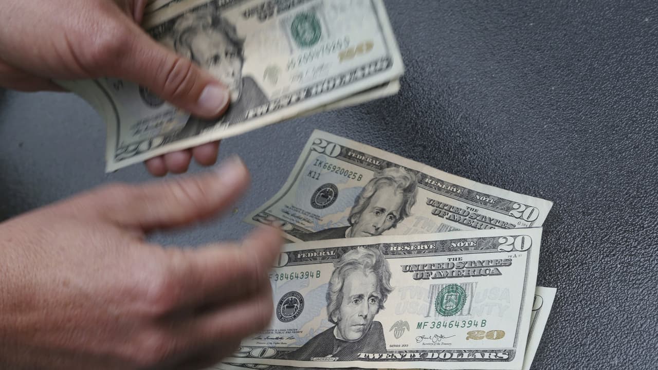 Emiten tercer cheque de pagos del Crédito Tributario por Hijos