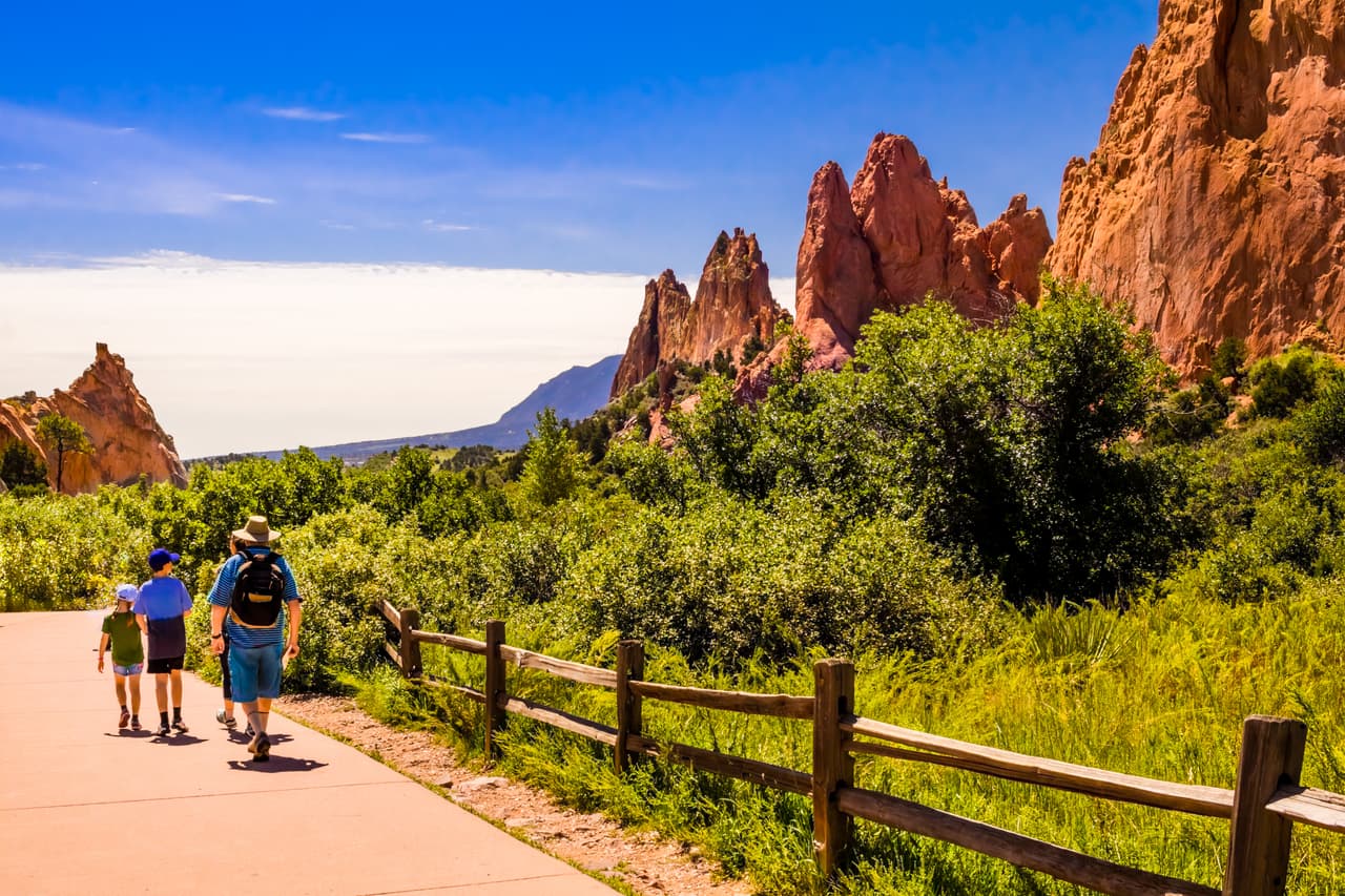 <h3 class="cms-H3-H3">9</h3>
<h3 class="cms-H3-H3">. Colorado</h3>
<br>
<br>🌡️ 
<b>Cambio en la temperatura promedio de 1895 a 2021: </b>+12.0%
<br>
<br>🌡️ 
<b>Temperatura promedio 2021: </b>47.5º F (8.6º C).
<br>
<br>🌡️ 
<b>Temperatura promedio 1895: </b>42.4º F (5.7º C).
<br>