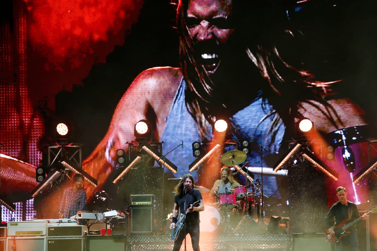 Una de las noticias más tristes de la semana fue el fallecimiento de Taylor Hawkins baterista de los Foo Fighters antes de su presentación en el Festival Estéreo Picnic en Bogotá, Colombia.