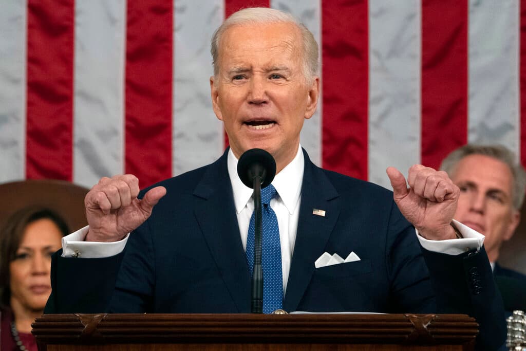 Un mensaje largo, con muchas interrupciones y con poco de inmigración: lo más importante del discurso del Estado de la Unión de Biden