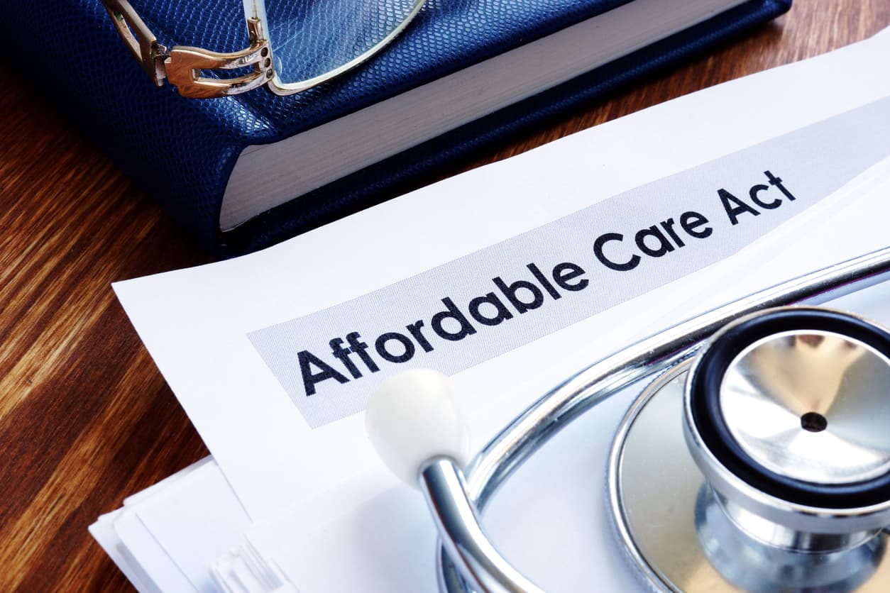Las pólizas de Obamacare subirán en 2023 por la inflación, pero los subsidios federales reducirán el impacto
