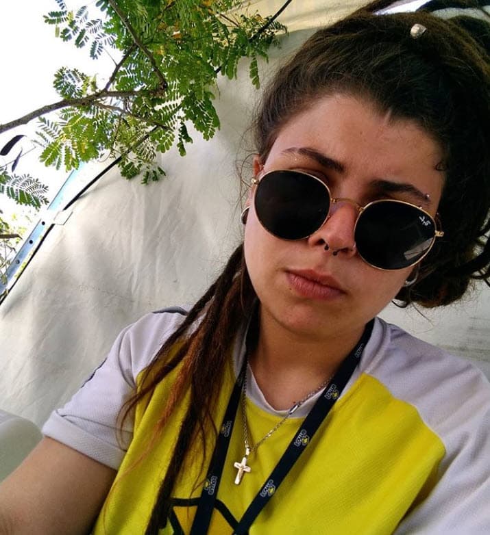 Según el perfil de Facebook de Victoria Venditti, ella trabajaba en una agencia de viajes de nombre Forma Turismo. 
<br>