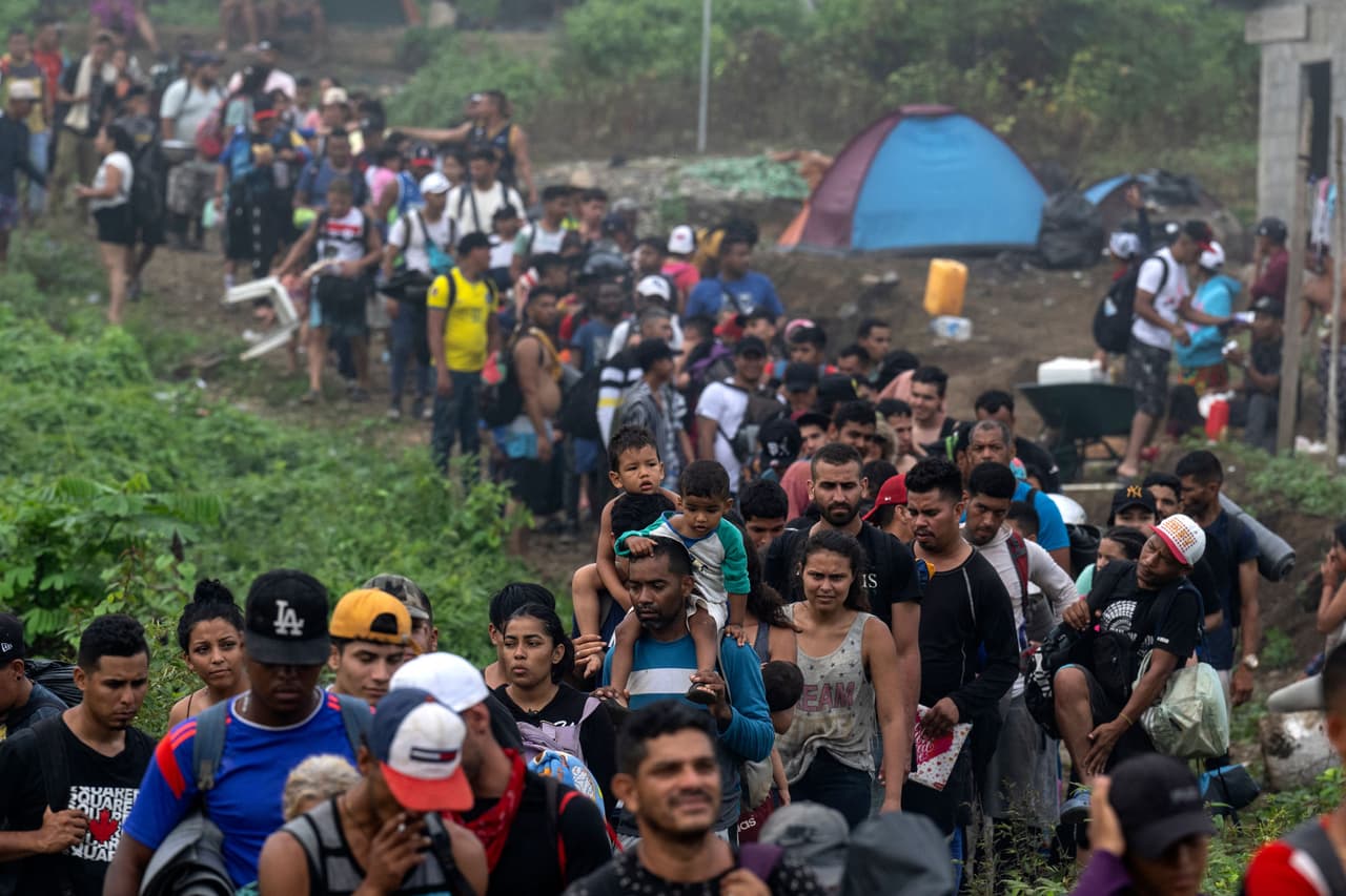 Gobierno planea enviar agentes a Panamá para entrevistar y deportar migrantes que marchan en busca de asilo en EEUU