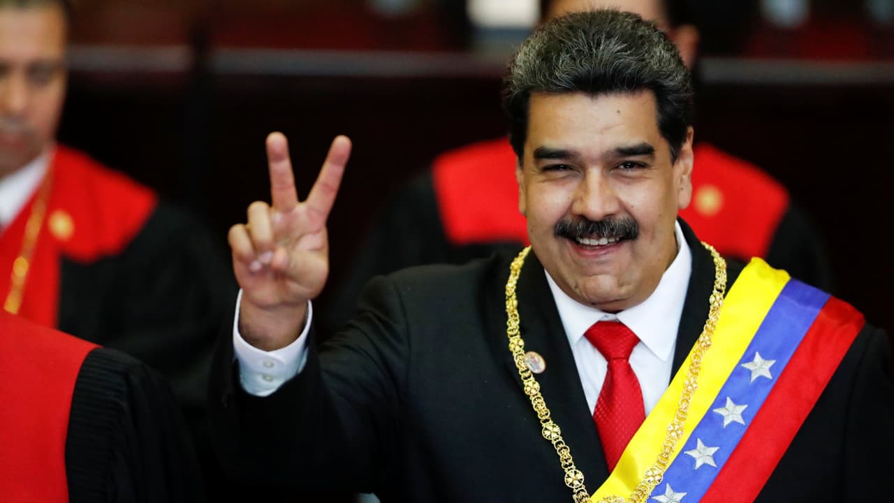 Nicolás Maduro asume un segundo mandato como presidente de Venezuela con el rechazo de EEUU y otros países que lo consideran "ilegítimo"