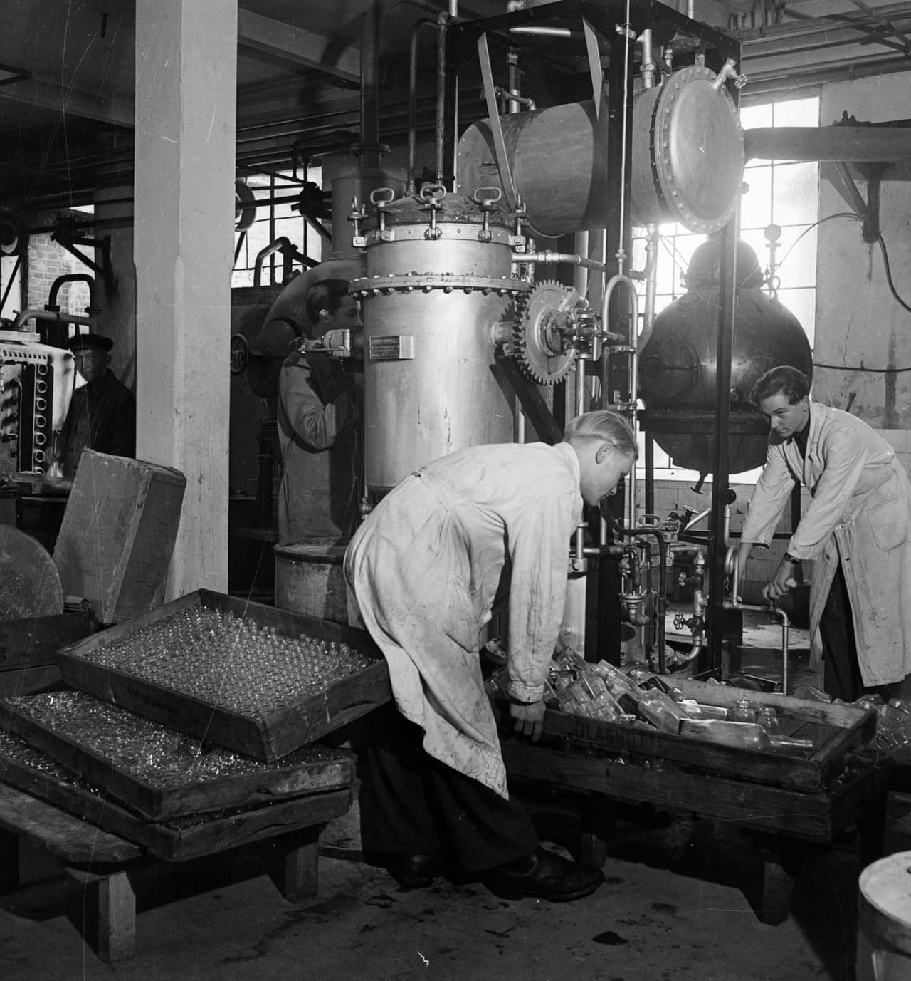 En las décadas siguientes, 
<a href="https://www.diabetes.org/blog/history-wonderful-thing-we-call-insulin" target="_blank">los fabricantes desarrollaron una variedad de insulinas de acción más lenta</a>, señala la Asociación Americana de Diabetes. La primera de ellas fue introducida por Novo Nordisk en 1936.