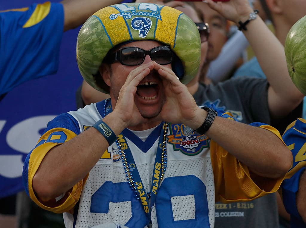 ¿Quién resultará campeón este domingo? Muy pronto sabremos si serán los Patriotas o los Rams.
