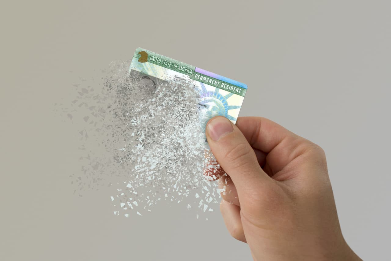 Green card y visas: lo que debes saber antes de reingresar a EE.UU. para evitar perder tu estatus