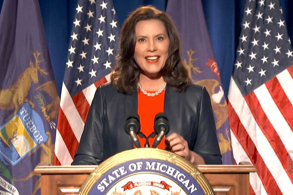La gobernadora de Michigan 
<b><a href="https://www.univision.com/temas/gretchen-whitmer">Gretchen Whitmer</a></b>, destacó el trabajo de la administración Obama tras el desastre económico de 2008, con el rescate del sector manufacturero en su estado, el corazón automotriz estadounidense: "El expresidente (Barack) Obama y el exvicepresidente (Joe) Biden salvaron el estilo de vida de estos trabajadores de fábricas de autos. Luego esos trabajadores hicieron lo suyo para salvar vidas estadounidenses. Esa es la historia de este gran país".