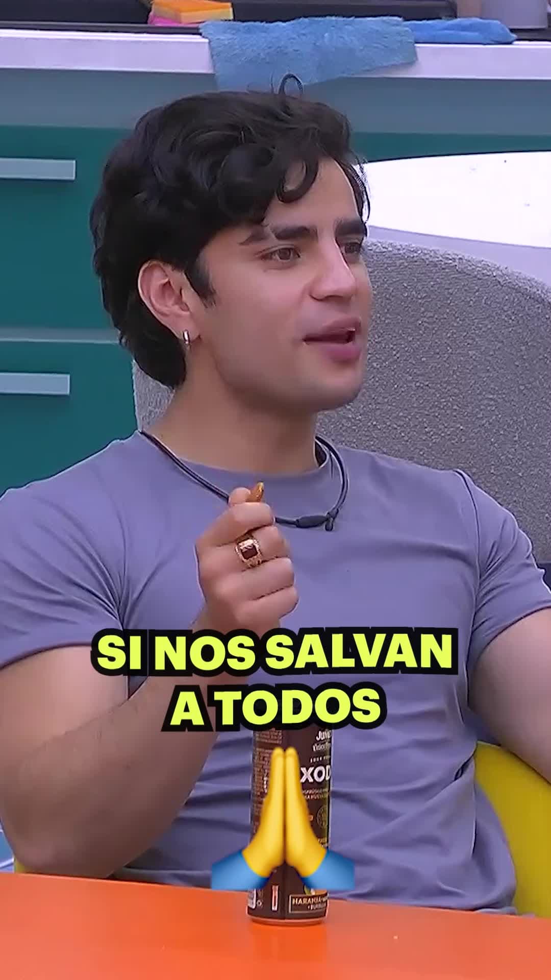 ¡FUERA ROPA! Noche tiene picante reto