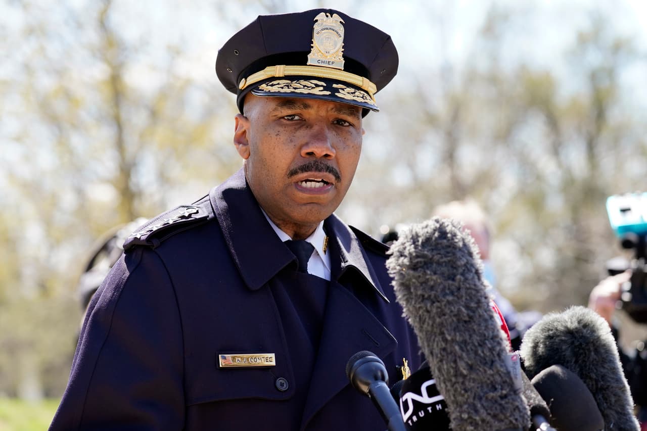 Robert Contee, jefe interino de la Policía Metropolitana de Washington DC, dijo que el ataque "no parece estar relacionado con el terrorismo". En una rueda de prensa, el oficial agregó que “obviamente continuaremos investigando para ver si existe algún tipo de nexo en ese sentido".