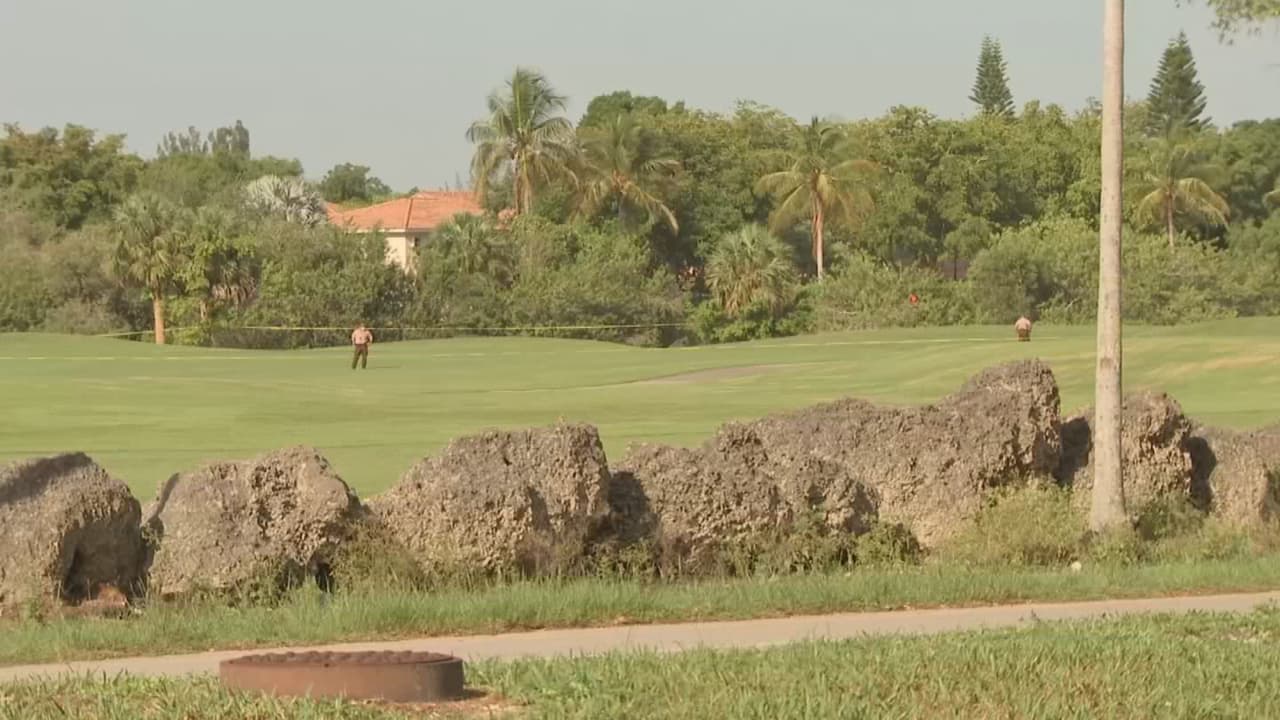 La policía estuvo investigando en la zona toda la mañana.
