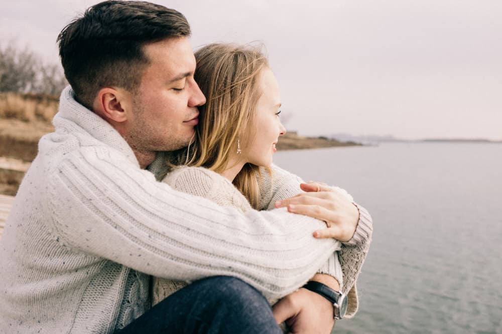 <h3 class="cms-H3-H3">GÉMINIS EN EL MES DE FEBRERO 2022</h3>
<br>El mes del amor y la amistad se presenta bien auspiciado. Mercurio regresa directo el día 4 y el día 14, hay un tránsito hacia Acuario y eso es formidable, ya que toda su vida se estremece con creatividad, pasión y un toque íntimo que sabrás poner a esos momentos tan especiales.
<br>
