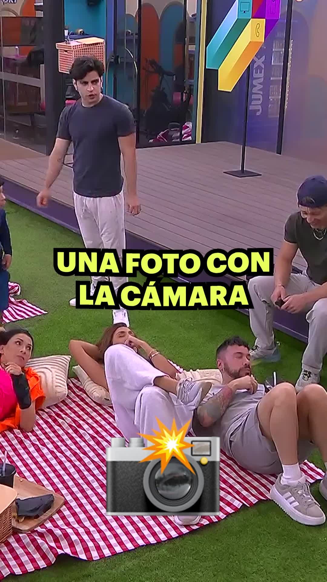¡Sorpresa! Abelito muestra su otra cara en plena foto