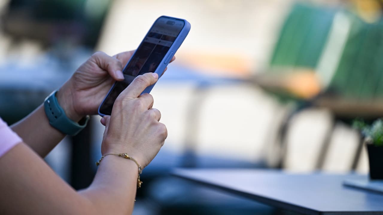 Prohibición del uso de celulares en horario escolar en Texas: lo que debes saber de la HB 1481