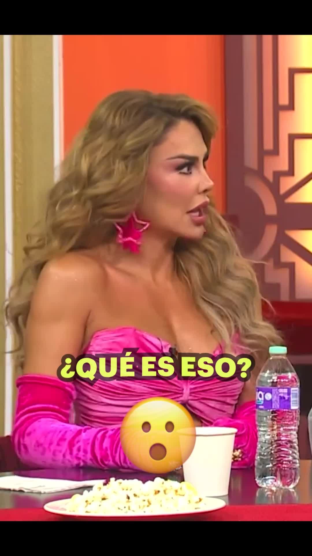 A Ninel Conde le gusta el agüita de jamaica pero tampoco es 'La Chupitos'