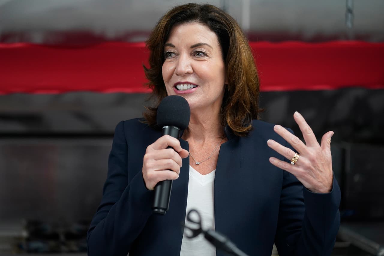 Kathy Hochul, la vicegobernadora que sustituirá a Cuomo y será la primera mujer en liderar Nueva York 