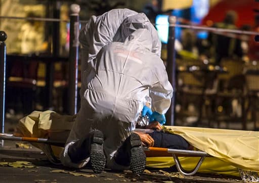 Al menos 120 personas murieron en los ataques en seis lugares de la capital francesa.