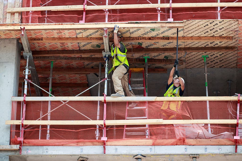 Se estima que el 10% de los trabajadores del estado de Nueva York son latinos.
