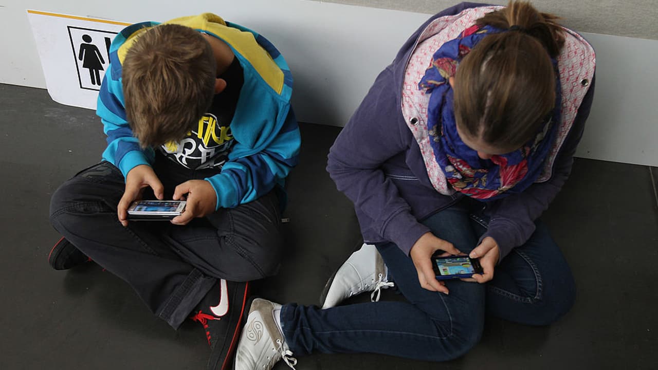 La importancia de crear buenos hábitos en casa para tus hijos en torno al uso de la tecnología