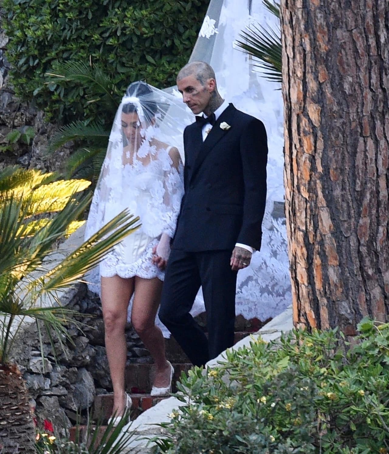 En la boda de la empresaria no solo ella llevó un diseño de Dolce & Gabbana. 
<br>