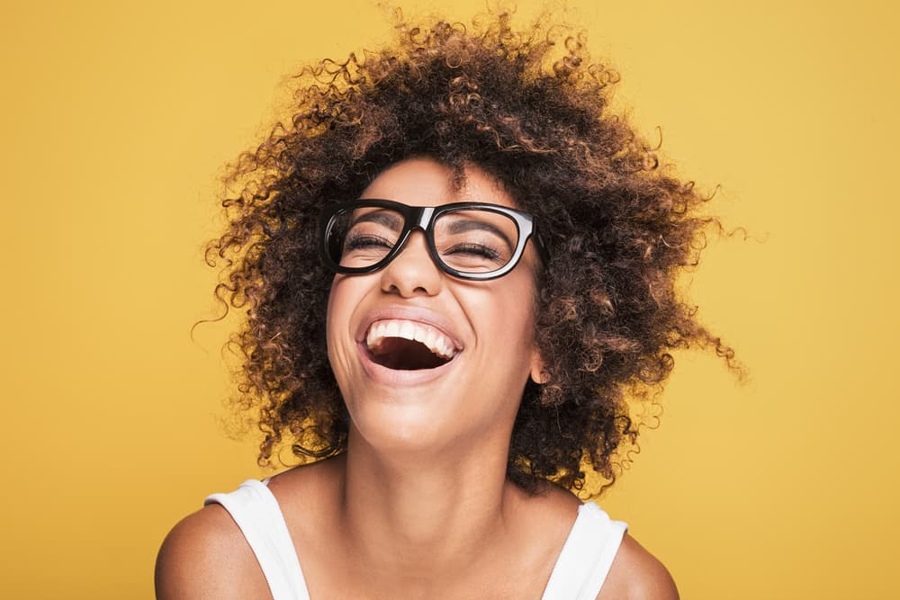 <b>Géminis </b>
<br>Ese geminiano o geminiana que te enloquece, al expresar sus hermosas cualidades positivas, será un excepcional ser humano y un amante que no te defraudará. Inteligente, alerta, versátil y curioso, de mente ágil, adaptable, ingenioso, elocuente, juvenil y fresco, una persona maravillosa para conversar inteligentemente, charlas sobre diversos temas, mantenerte informado o informada.