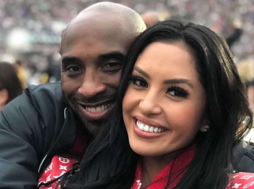 La madre de Natalia, Gianna, Bianka y Capri consideraba a su esposo 
<b><a href="https://www.univision.com/local/los-angeles-kmex/asi-era-la-vida-de-kobe-bryant-tras-su-retiro-de-la-nba-video" target="_blank">el amor de su vida y su mejor amigo</a>. </b>
