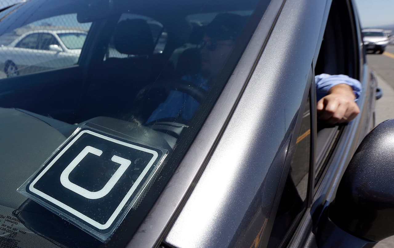 La YMCA y Uber se coordinaron con el Departamento de Servicios de Salud de Arizona para dejar y recoger a las personas conservando las estrictas precauciones contra el Covid-19 durante los viajes, confirmaron Uber y la YMCA.