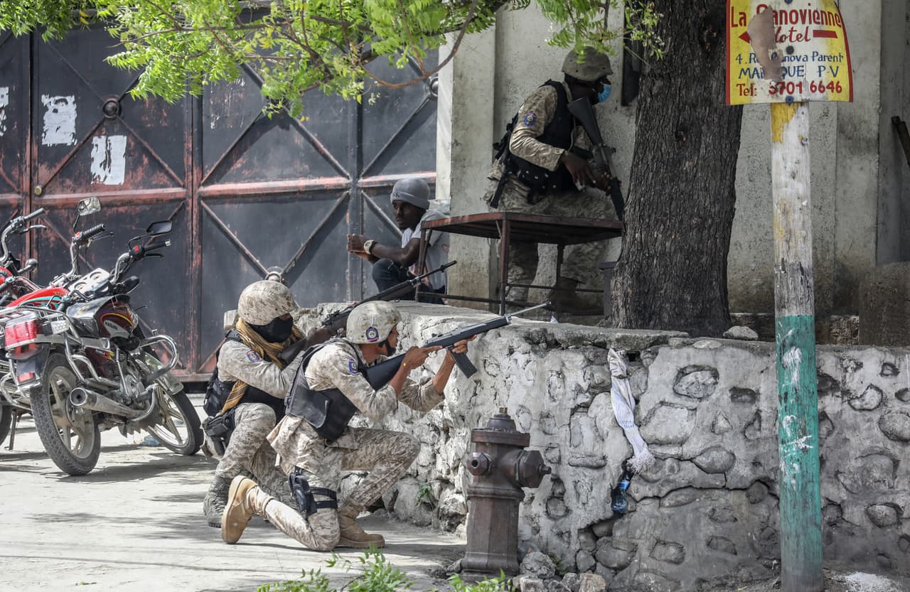Arrestan a dos estadounidenses por el asesinato del presidente haitiano Jovenel Moise