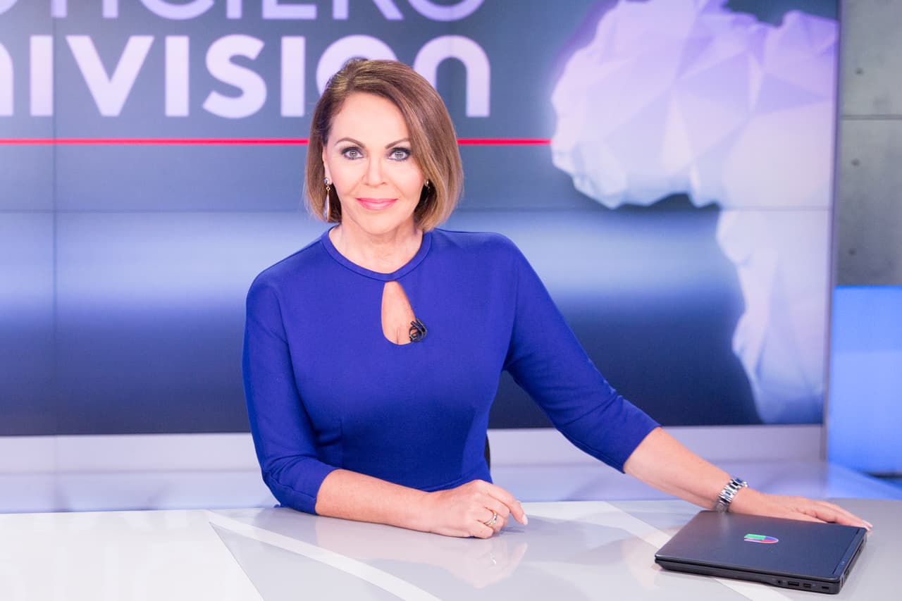 María Elena Salinas ha sido la primera latina en recibir el premio a la trayectoria profesional de The National Academy of Television Arts and Sciences.