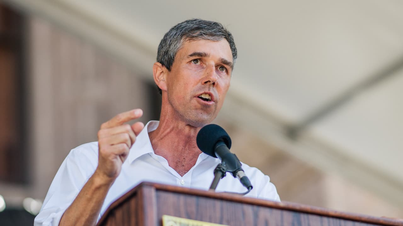"Esta será la batalla más dura que Abbott haya tenido": Beto O’Rourke se convierte en un serio rival del gobernador de Texas
