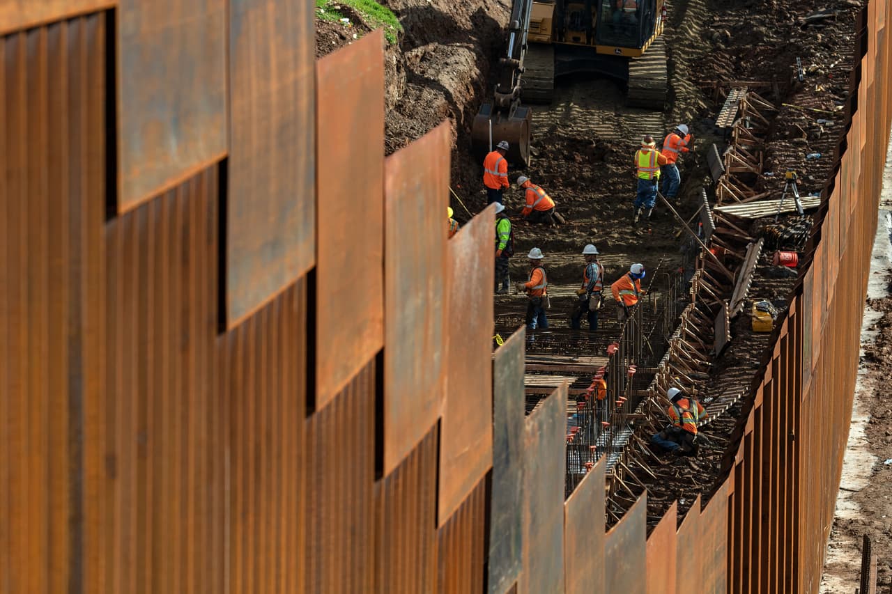 Biden deja sin efecto la declaración de emergencia emitida por Trump para construir el muro fronterizo