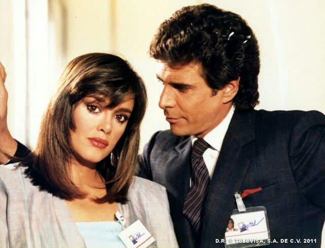 Desde ese momento comenzó el 'pleito casado entre ellas'. Muchos años después, 
<b><a href="http://www.univision.com/temas/lucia-mendez">Lucía</a></b> se reencontró con 
<b>Jorge</b> cuando estelarizaron 'El extraño retorno de Diana Salazar'.