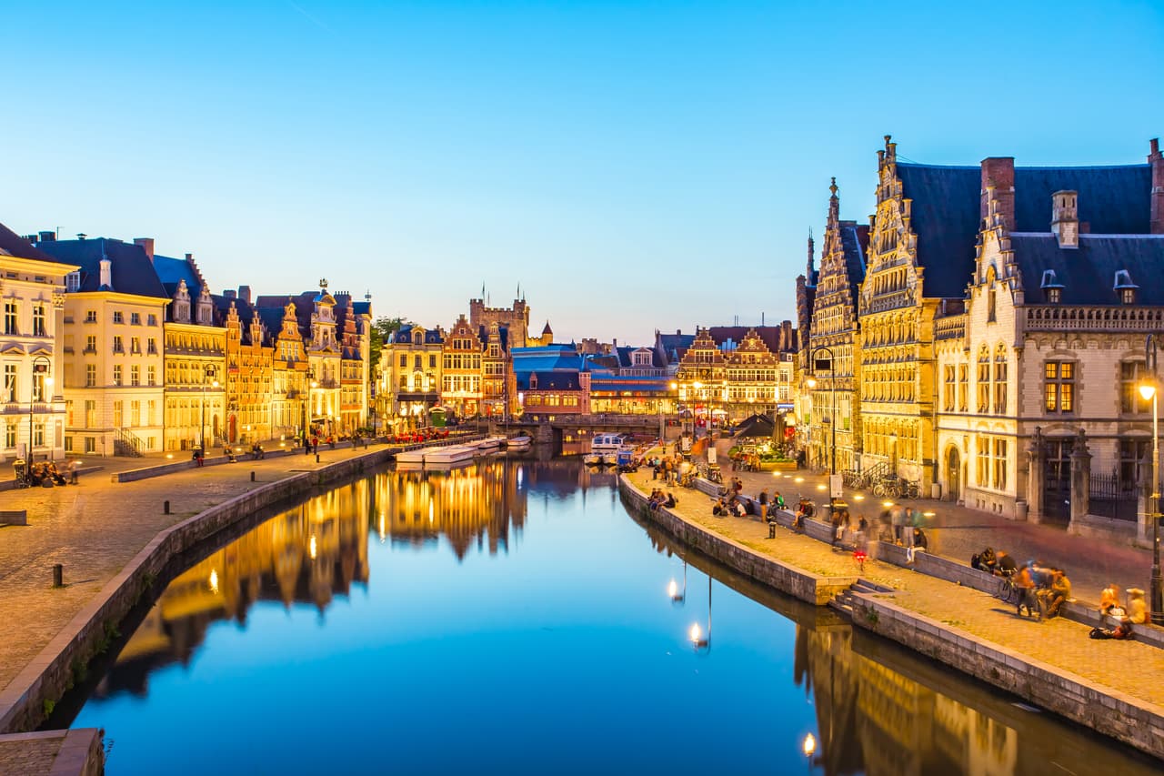 <b>Puesto 20. Bélgica</b>.
<br>
<br>Este país ocupó un lugar destacado en las categorías ‘igualdad de género’, ‘equidad racial’ y ‘justicia social’. También se destacó en las ‘políticas de viaje abiertas’ y las ‘prácticas gubernamentales transparentes’.
<br>
<br>Según el estudio, las 78 naciones incluidas en la clasificación representan aproximadamente las tres cuartas partes de la población mundial.
<br>