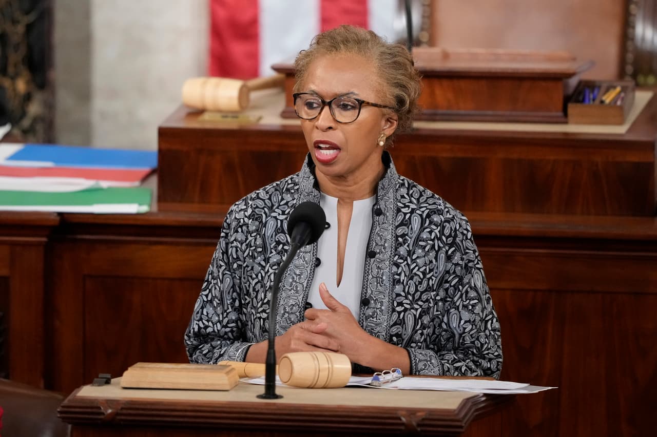 Cheryl Johnson, la 'jefa' de la Cámara de Representantes (a falta de presidente)
