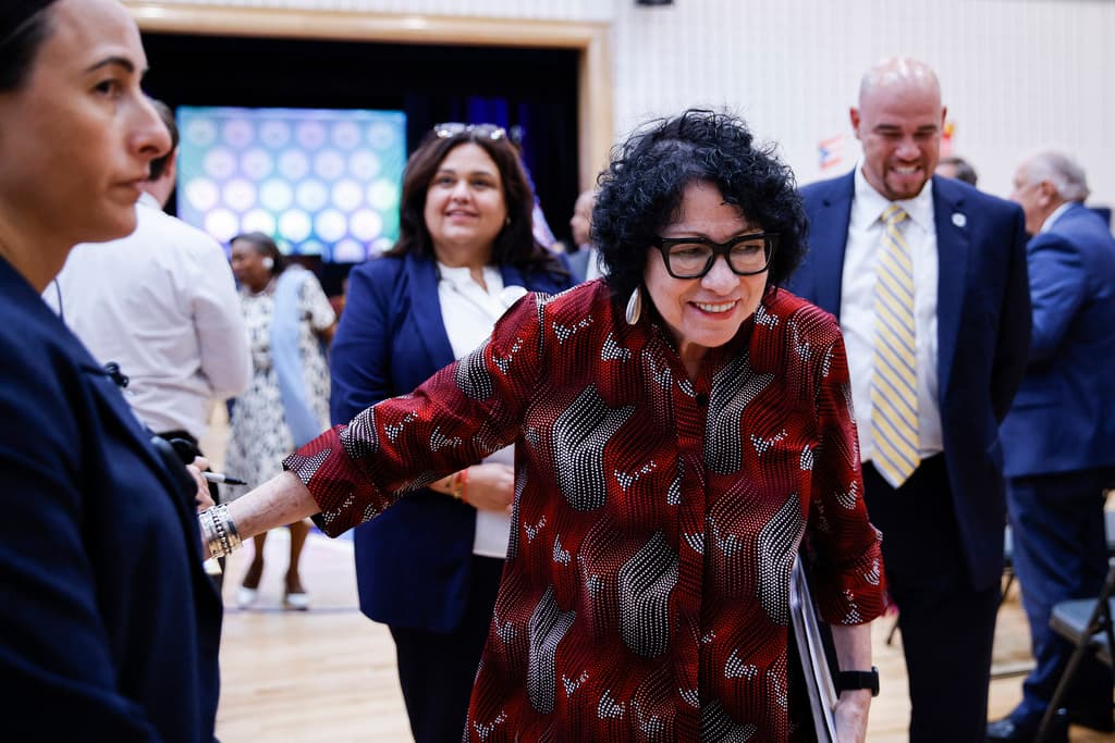 Un "agradecimiento profundo" expresó sentir este lunes, al participar del acto oficial de apertura de la escuela comunitaria Justice Sonia Sotomayor. Se trata de la primera escuela pública que abre sus puertas en Yonkers en 20 años.