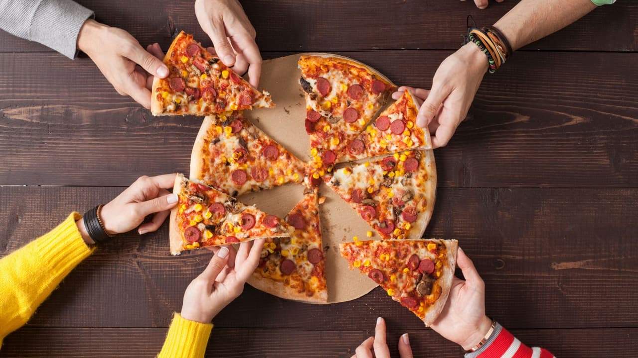 Mantén tu pizza crujiente y deliciosa: Trucos infalibles para recalentarla