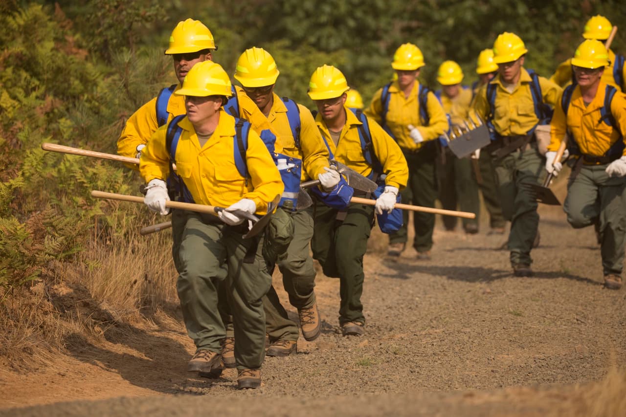 California ha recibido el apoyo de otras brigadas bomberiles, provenientes de los estados de Illinois, Ohio, Minnessotta, entre otros.