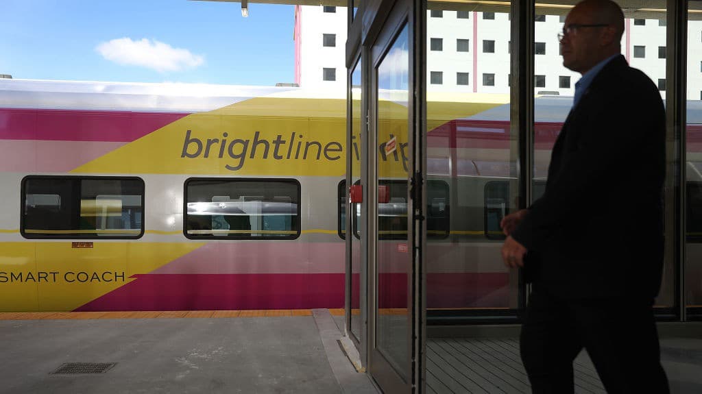"El transporte es muy seguro": hablan los primeros pasajeros de la ruta de Brightline que viaja de Miami a Orlando