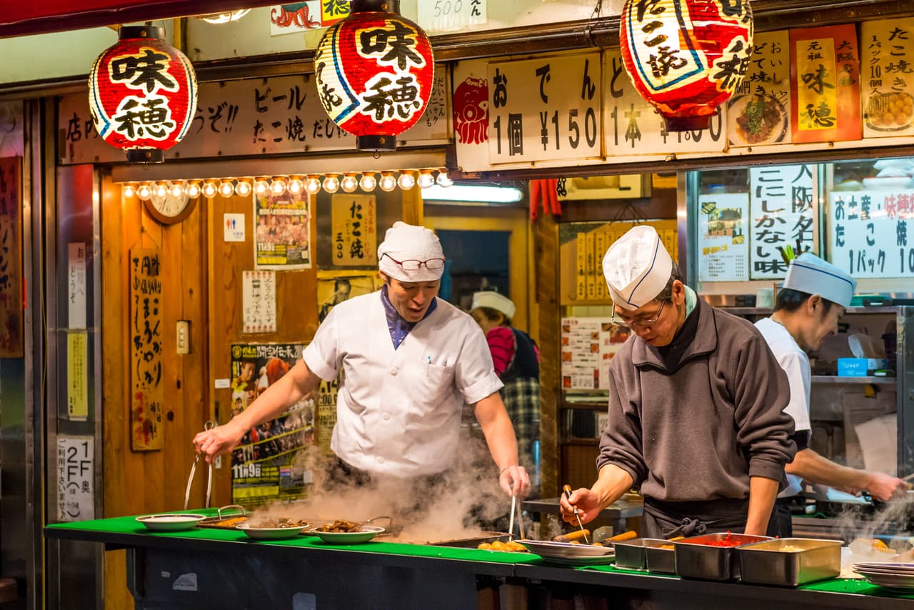 <b>85.7 años de vida: Japón. </b>Se mantuvo durante varios años de primero de la lista y apenas ahora fue superado por España. El estudio analizó la data del proyecto Global Burden of Diseases 2016, de la 
<a href="https://www.who.int/healthinfo/global_burden_disease/about/en/">Organización Mundial de la Salud.</a>