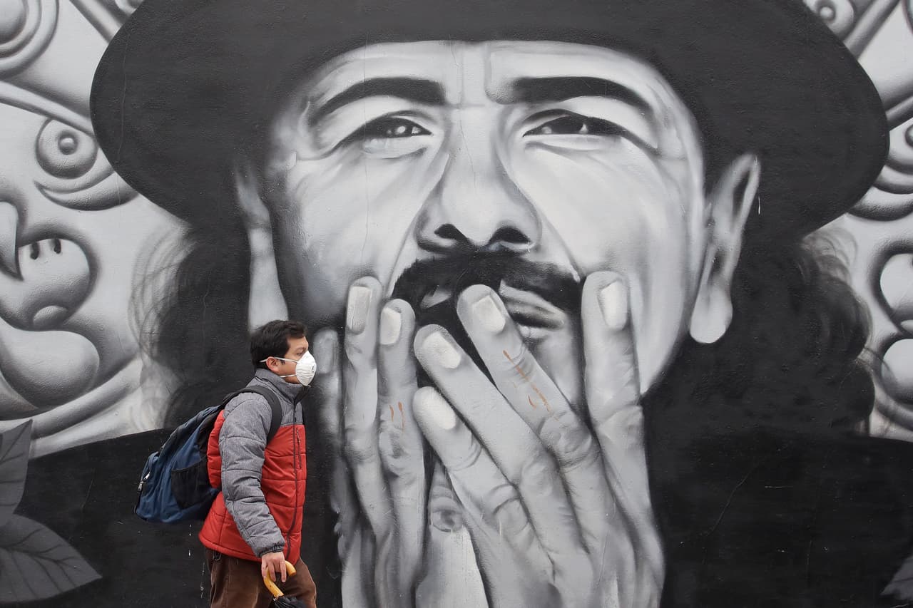 <b>Un "pequeño alivio".</b> La medida sin precedentes otorgará un solo pago en efectivo a cerca de 150,000 indocumentados en California. El beneficio estará limitado a $500 por adulto con un tope de $1000 por hogar, recursos que se podrán solicitar “a partir del próximo mes”.